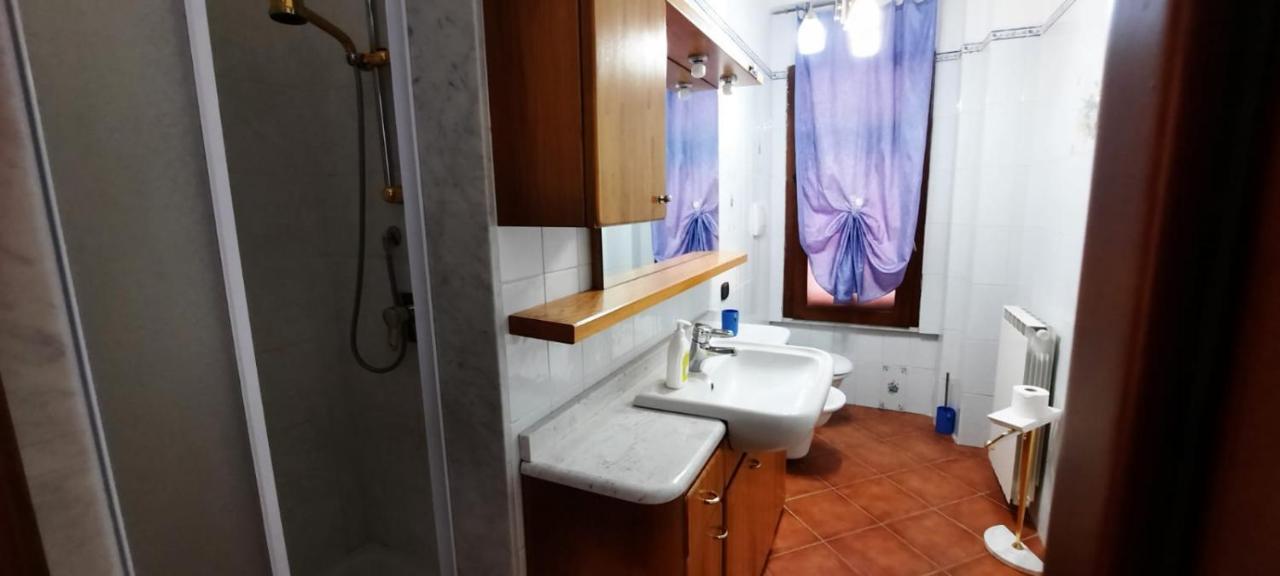 Appartamento Comodo Per Lerici E 5 Terre Piano di Follo Exterior foto